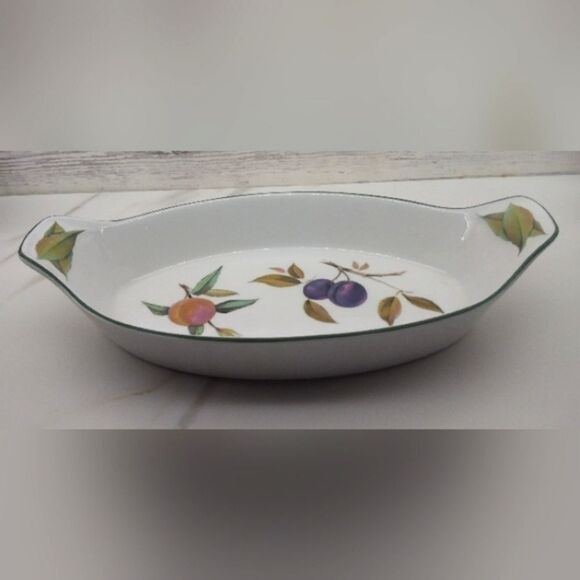 Royal Worcester England Evesham Vale Porcelain Oval Platter w/ Fruit Design - Picture 11 of 16